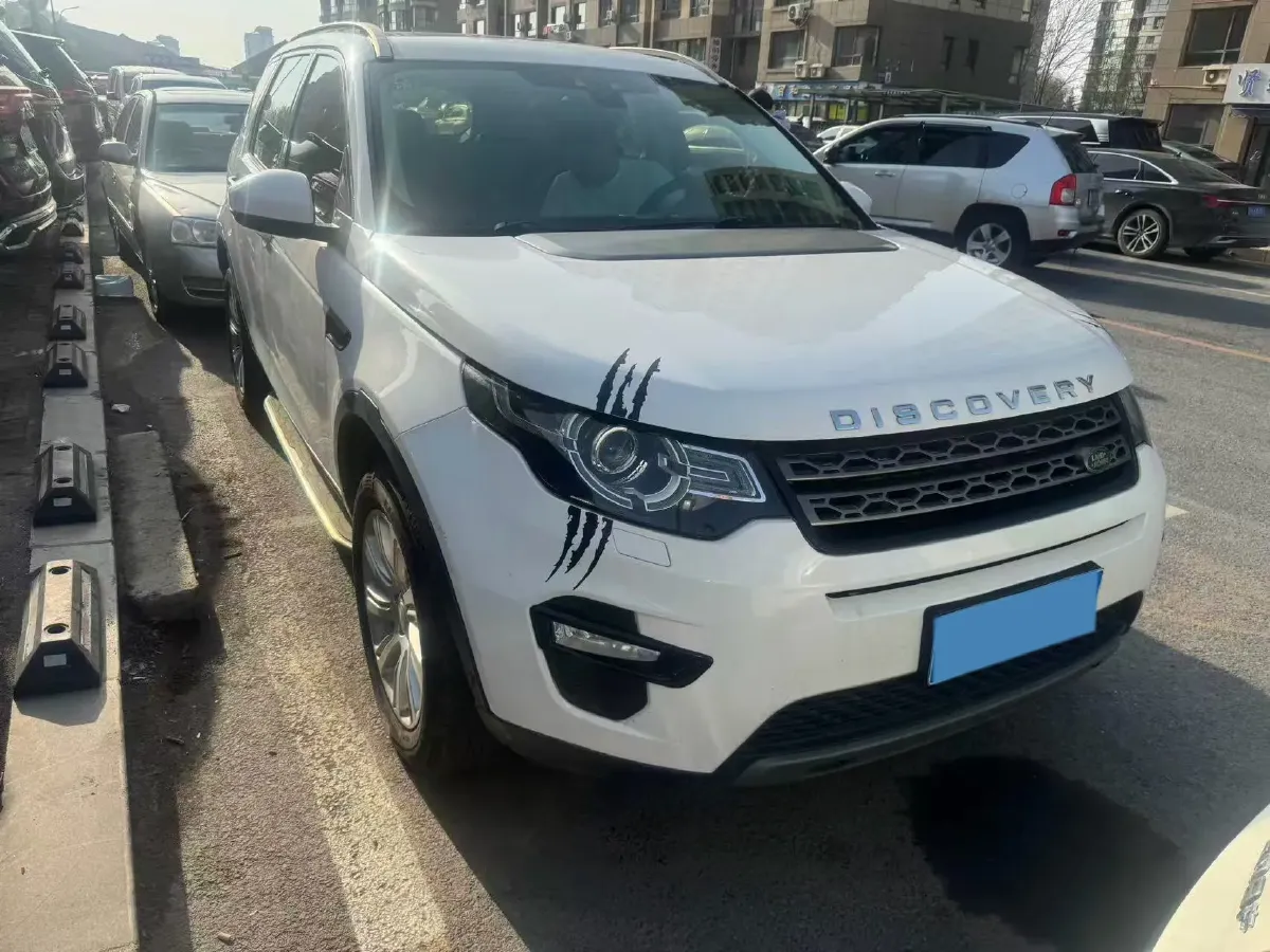 2018 Land Rover Discovery Sport 2.0T 241HP L4 9AT,autocango,china used car exporter,china ev exporter,chinese used car exporter,chinese used ev exporter