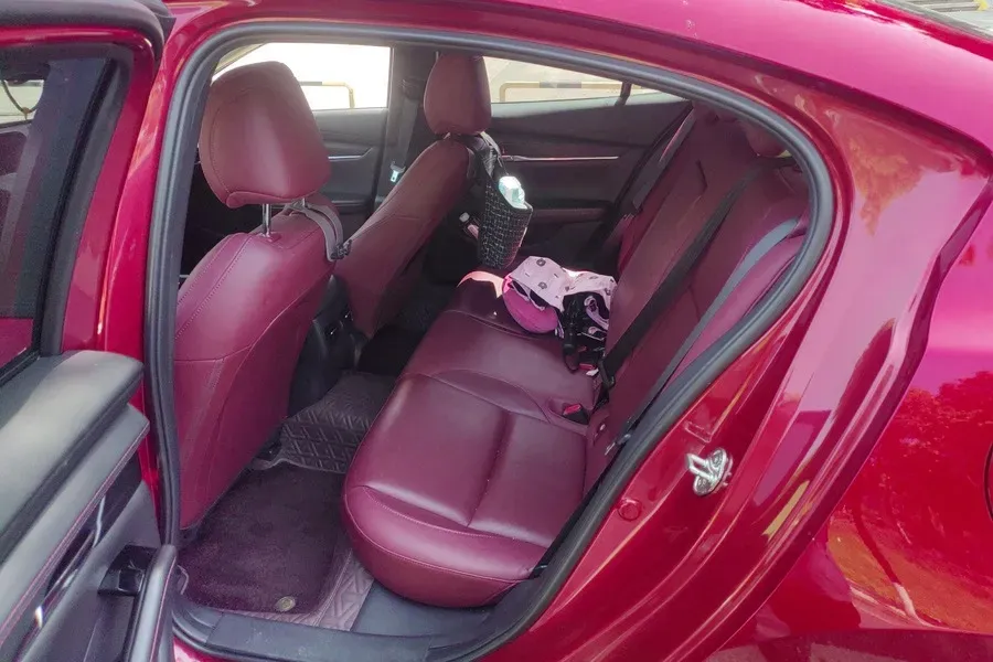 2022 Mazda 3 Axela 2.0L 158HP L4 6AT,autocango,china used car exporter,china ev exporter,chinese used car exporter,chinese used ev exporter