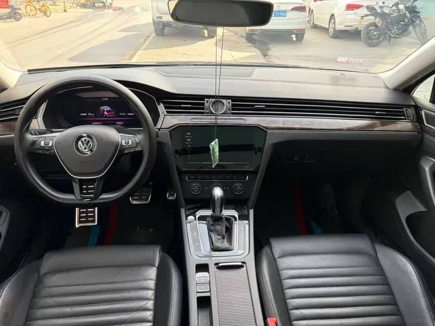 2019 Volkswagen Tayron 2.0T 186HP L4 7DCT,autocango,china used car exporter,china ev exporter,chinese used car exporter,chinese used ev exporter
