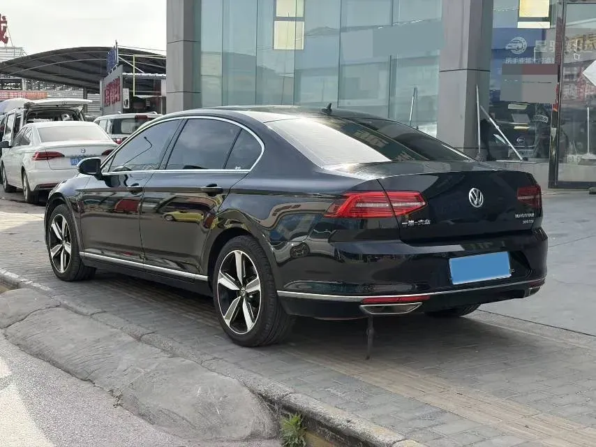 2019 Volkswagen Tayron 2.0T 186HP L4 7DCT,autocango,china used car exporter,china ev exporter,chinese used car exporter,chinese used ev exporter