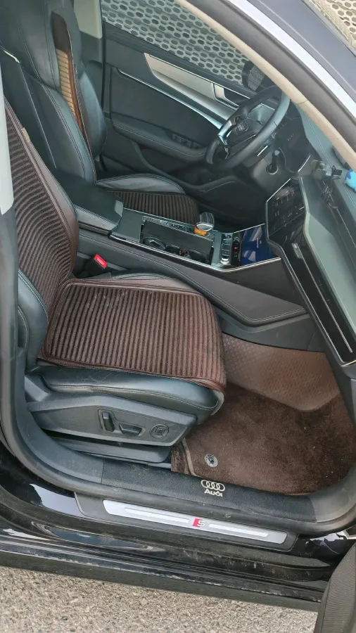 2024 Audi A7L 2.0T 245HP L4 7DCT,autocango,china used car exporter,china ev exporter,chinese used car exporter,chinese used ev exporter