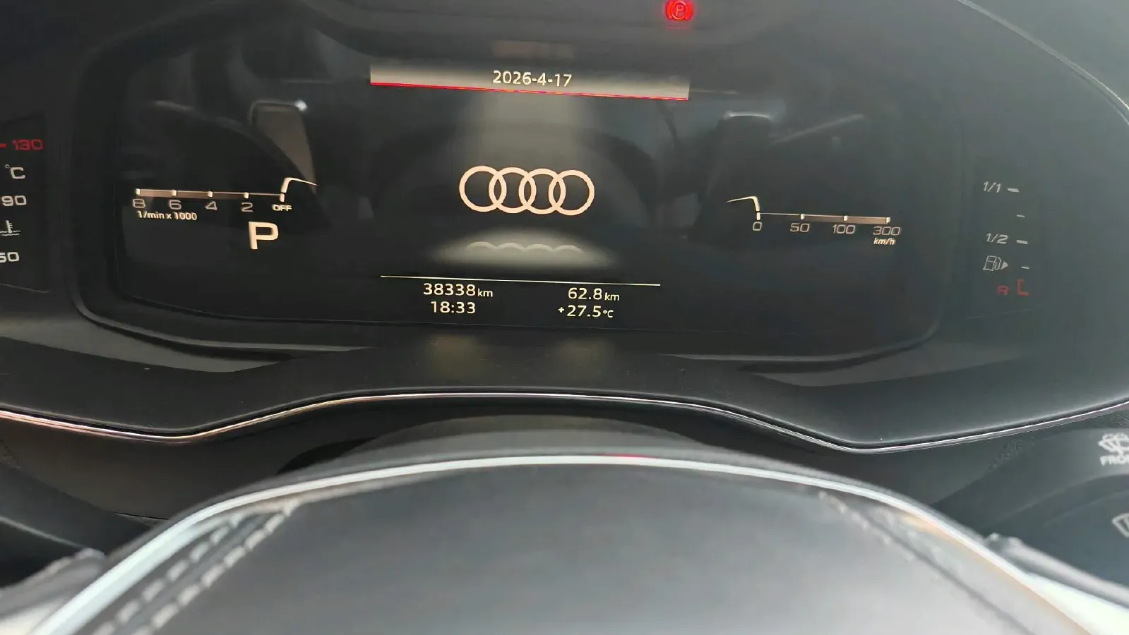 2024 Audi A7L 2.0T 245HP L4 7DCT,autocango,china used car exporter,china ev exporter,chinese used car exporter,chinese used ev exporter