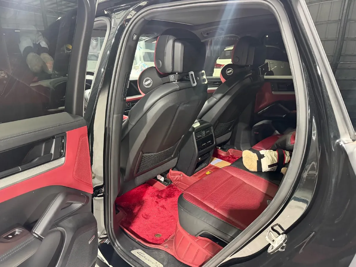 2024 Porsche Cayenne 3.0T 354HP V6 8AT,autocango,china used car exporter,china ev exporter,chinese used car exporter,chinese used ev exporter