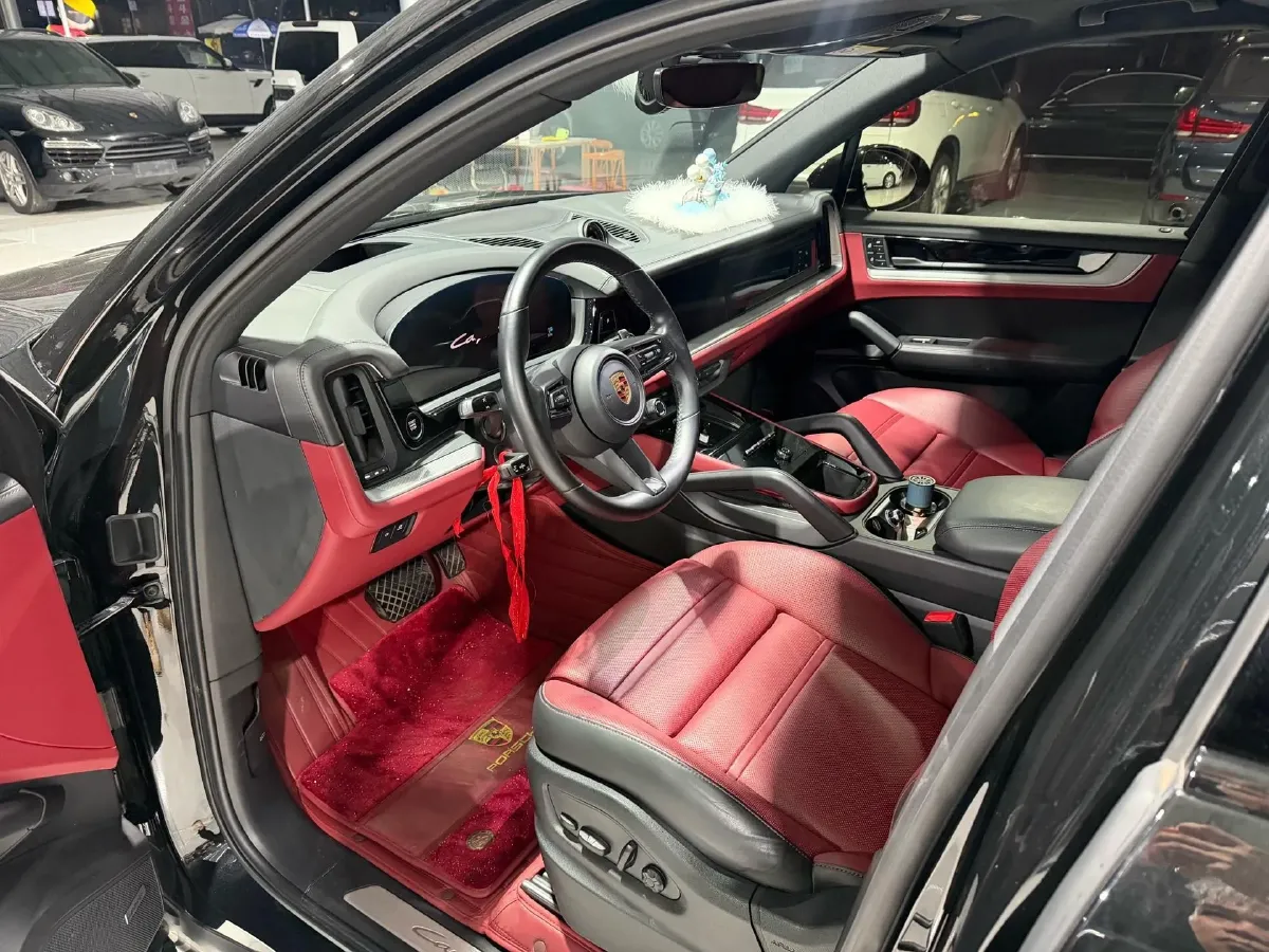 2024 Porsche Cayenne 3.0T 354HP V6 8AT,autocango,china used car exporter,china ev exporter,chinese used car exporter,chinese used ev exporter