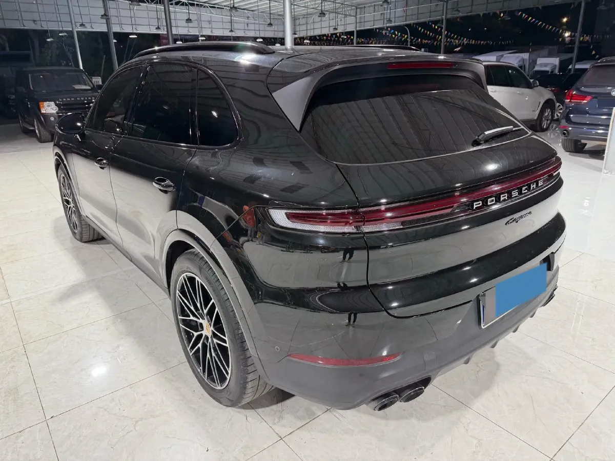 2024 Porsche Cayenne 3.0T 354HP V6 8AT,autocango,china used car exporter,china ev exporter,chinese used car exporter,chinese used ev exporter