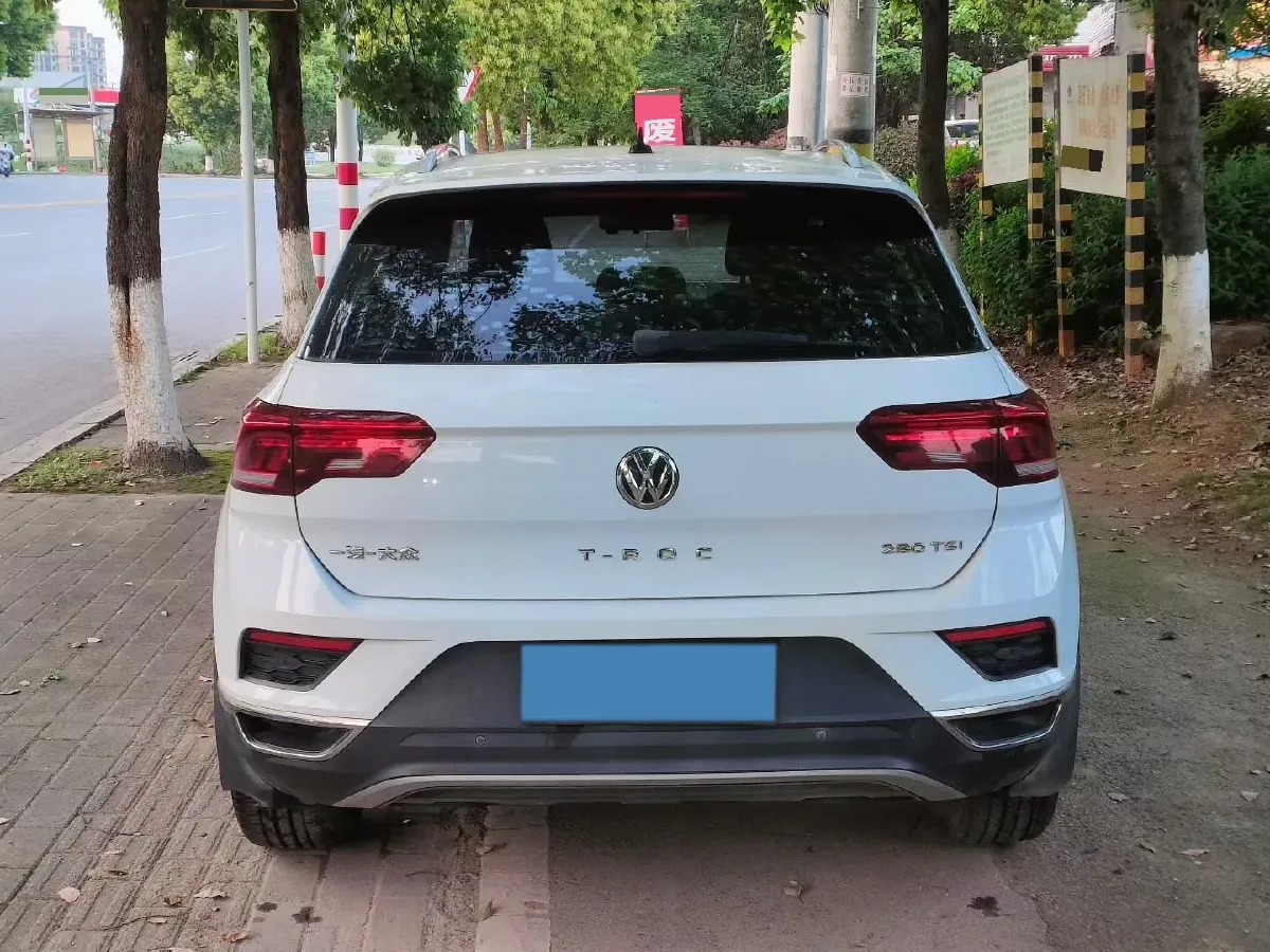 2021 Volkswagen T-Roc 1.4T 150HP L4 7DCT,autocango,china used car exporter,china ev exporter,chinese used car exporter,chinese used ev exporter