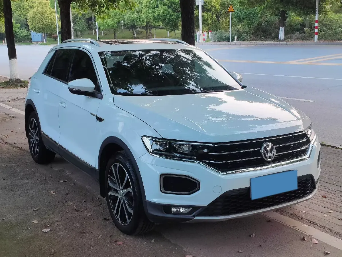 2021 Volkswagen T-Roc 1.4T 150HP L4 7DCT,autocango,china used car exporter,china ev exporter,chinese used car exporter,chinese used ev exporter