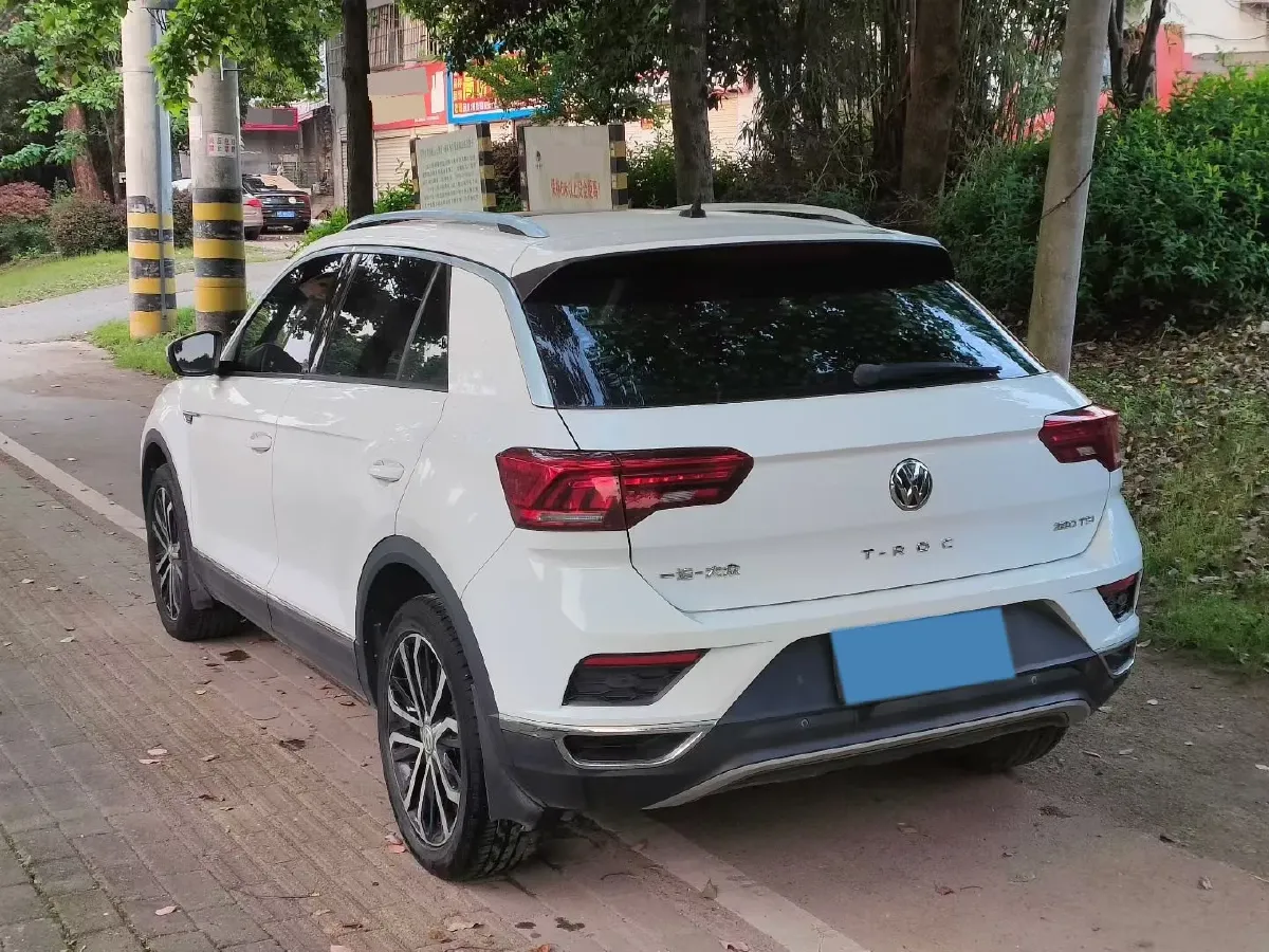 2021 Volkswagen T-Roc 1.4T 150HP L4 7DCT,autocango,china used car exporter,china ev exporter,chinese used car exporter,chinese used ev exporter