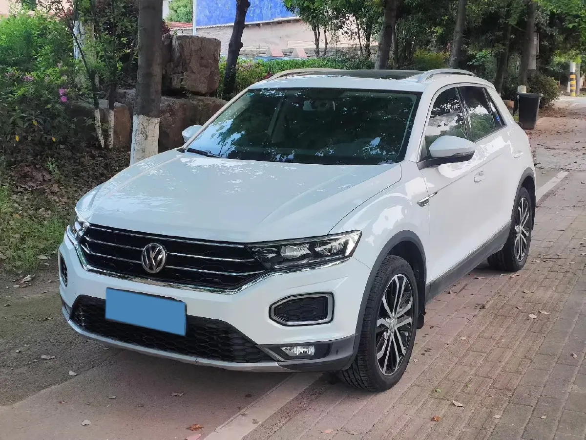 2021 Volkswagen T-Roc 1.4T 150HP L4 7DCT,autocango,china used car exporter,china ev exporter,chinese used car exporter,chinese used ev exporter