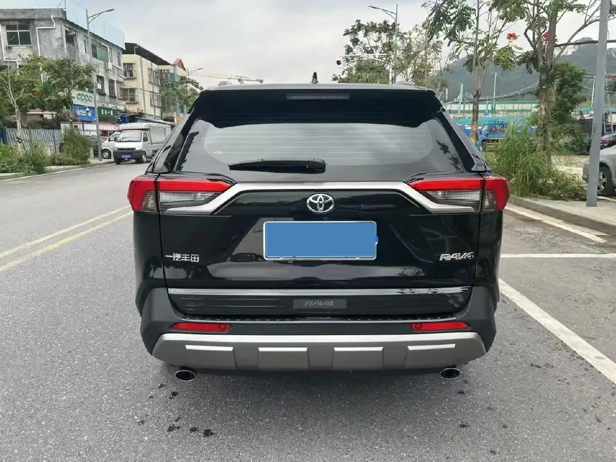 2024 Toyota RAV4 2.0L 171HP L4 CVT,autocango,china used car exporter,china ev exporter,chinese used car exporter,chinese used ev exporter