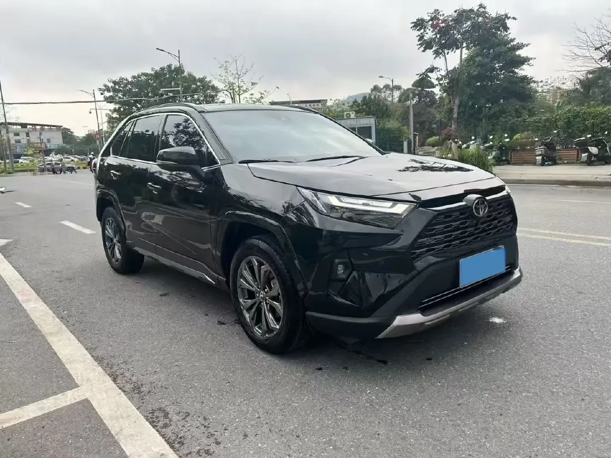 2024 Toyota RAV4 2.0L 171HP L4 CVT,autocango,china used car exporter,china ev exporter,chinese used car exporter,chinese used ev exporter
