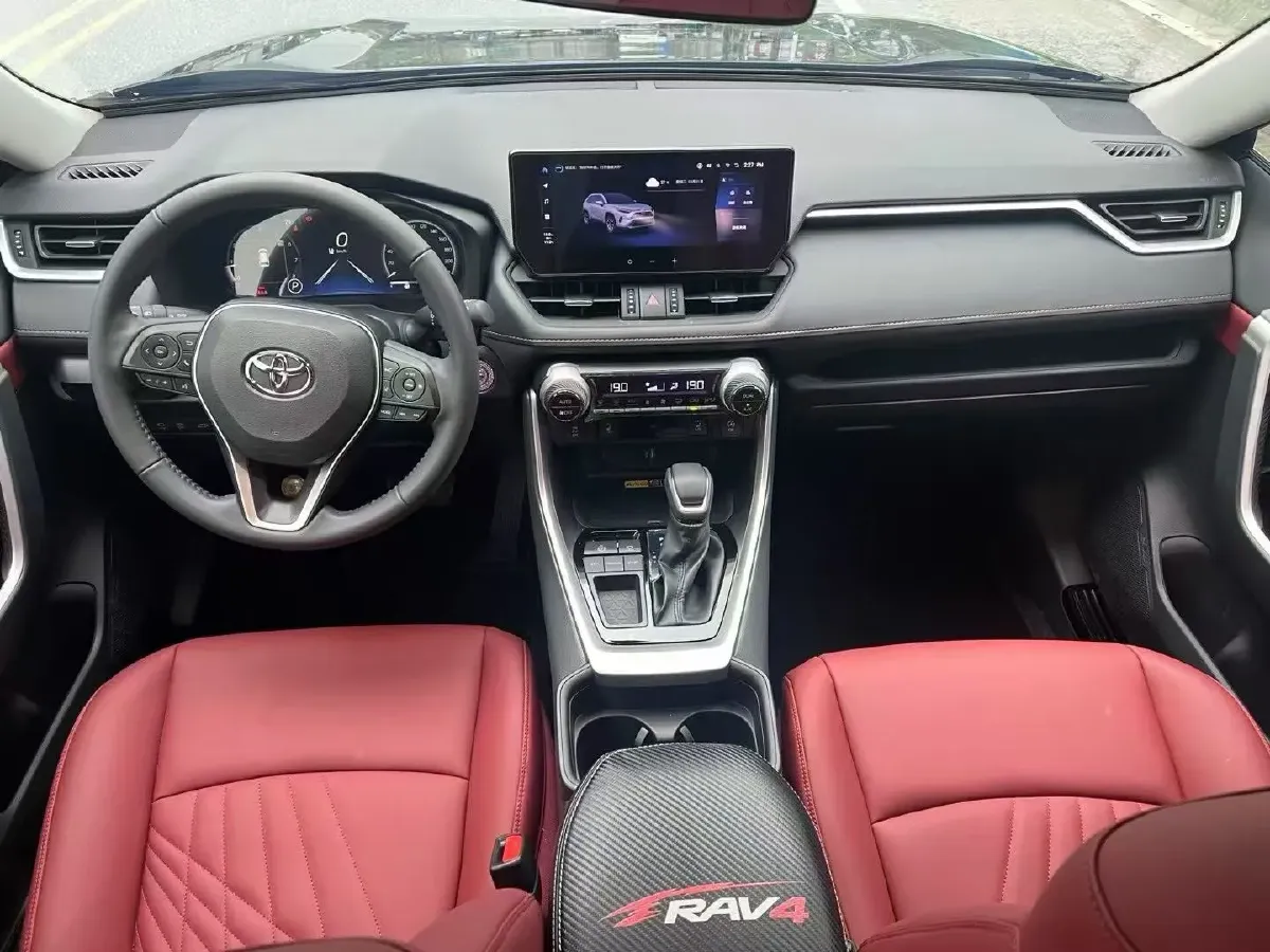 2024 Toyota RAV4 2.0L 171HP L4 CVT,autocango,china used car exporter,china ev exporter,chinese used car exporter,chinese used ev exporter