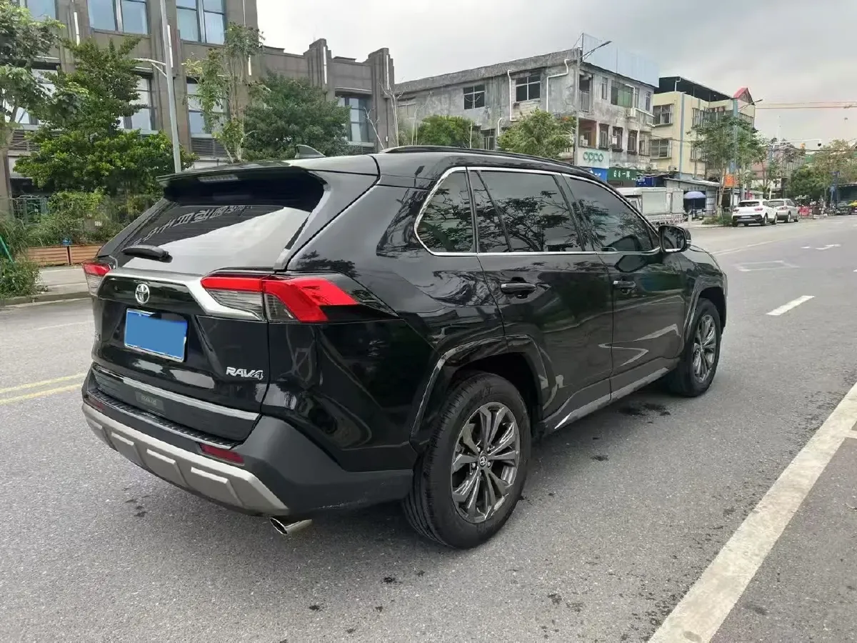 2024 Toyota RAV4 2.0L 171HP L4 CVT,autocango,china used car exporter,china ev exporter,chinese used car exporter,chinese used ev exporter