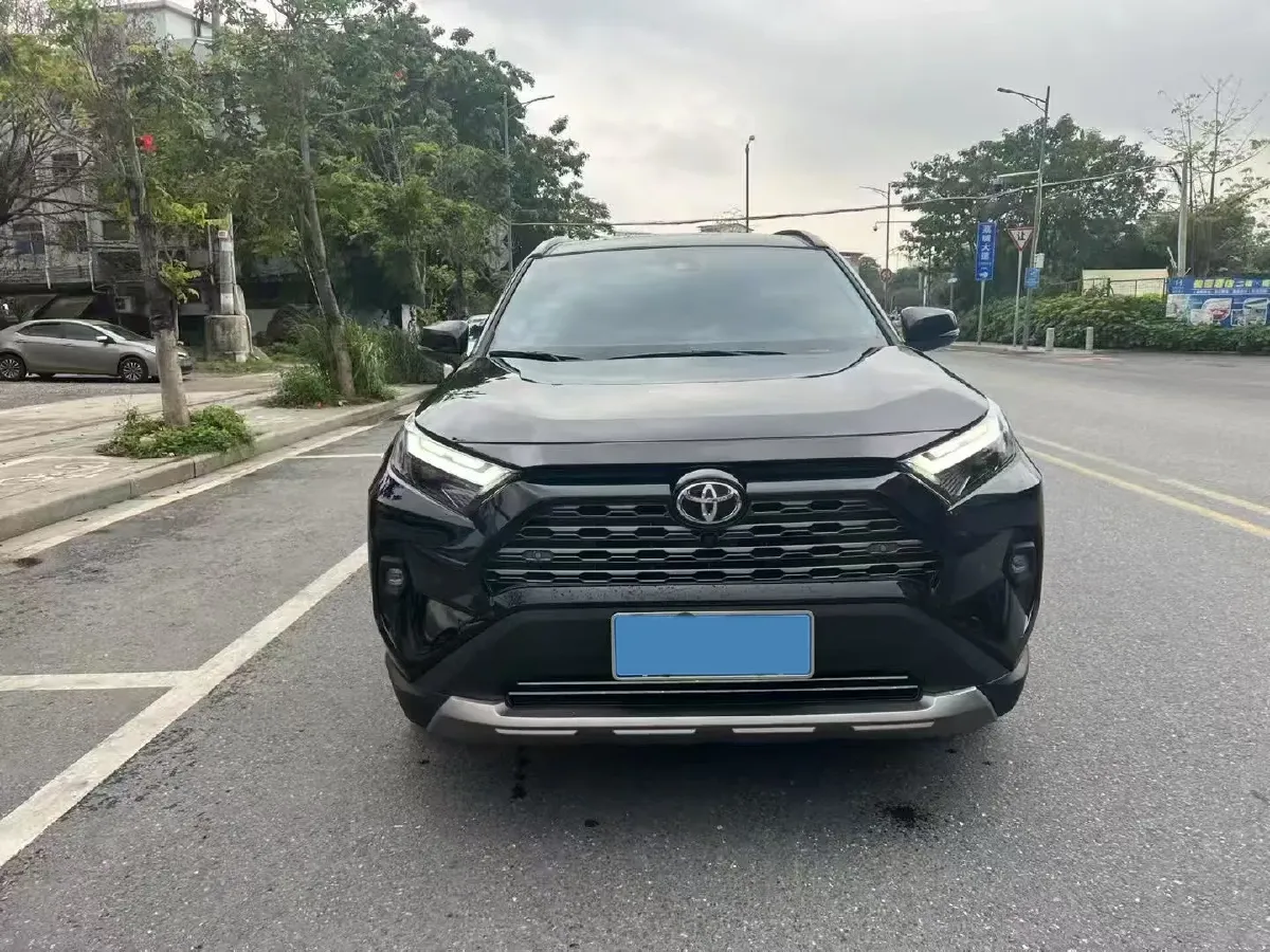 2024 Toyota RAV4 2.0L 171HP L4 CVT,autocango,china used car exporter,china ev exporter,chinese used car exporter,chinese used ev exporter