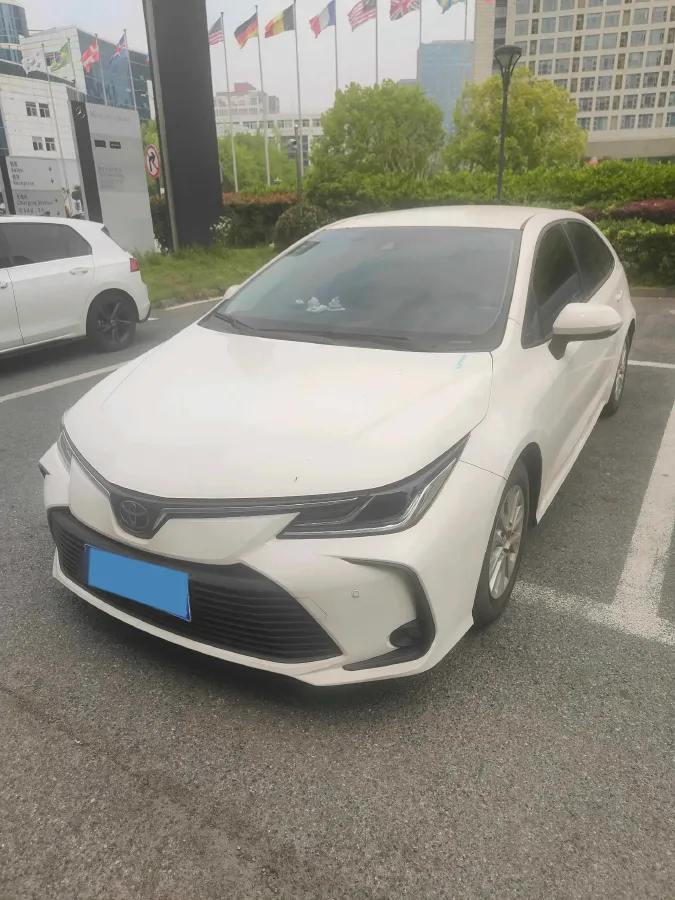 2021 Toyota Corolla 1.2T 116HP L4 CVT,autocango,china used car exporter,china ev exporter,chinese used car exporter,chinese used ev exporter