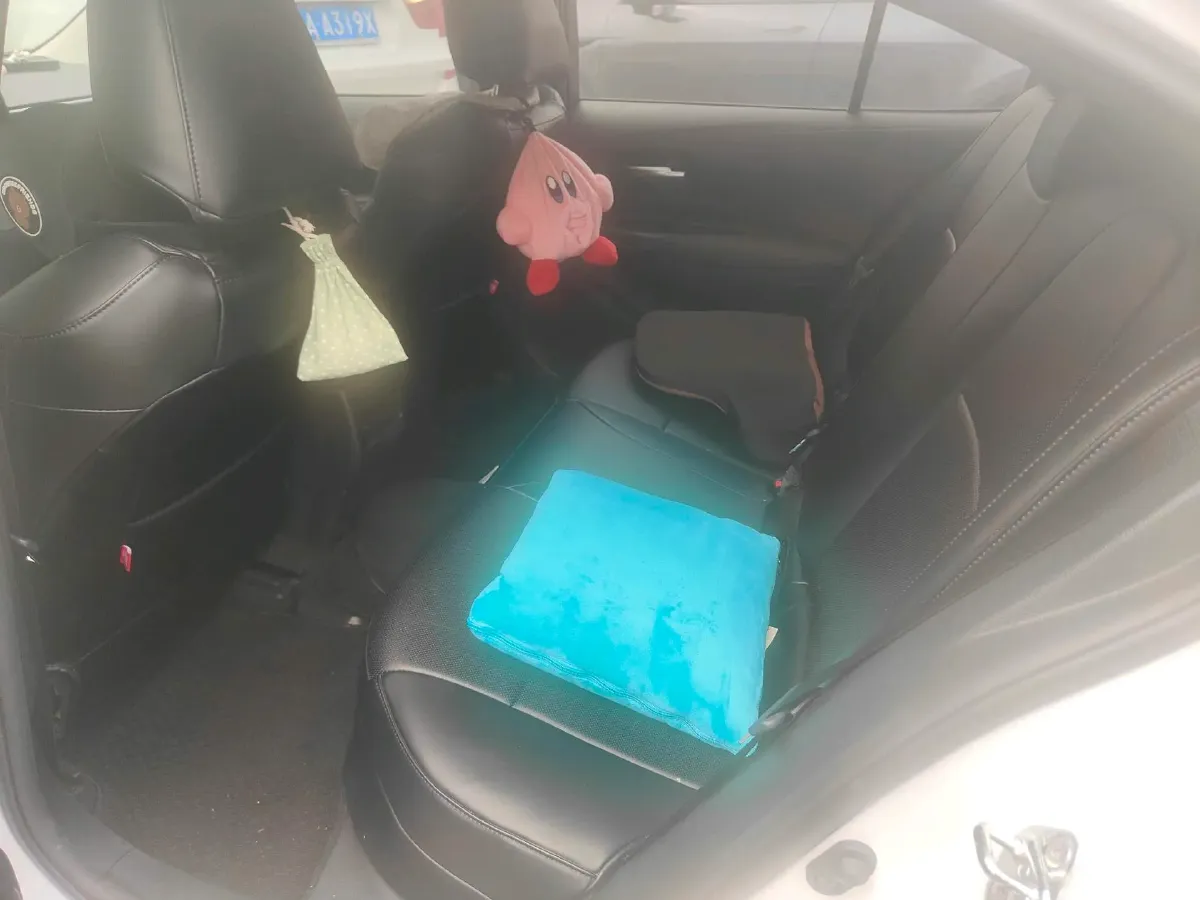 2021 Toyota Corolla 1.2T 116HP L4 CVT,autocango,china used car exporter,china ev exporter,chinese used car exporter,chinese used ev exporter