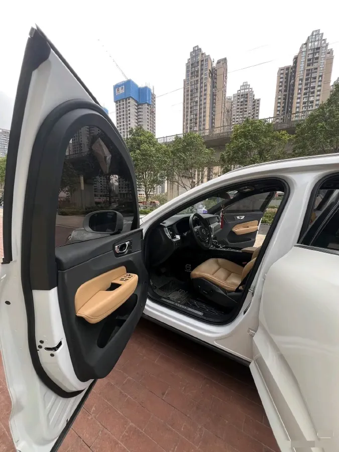 2019 Jeep Wrangler 2.0T 266HP L4 8AT,autocango,china used car exporter,china ev exporter,chinese used car exporter,chinese used ev exporter