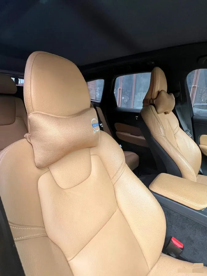 2019 Jeep Wrangler 2.0T 266HP L4 8AT,autocango,china used car exporter,china ev exporter,chinese used car exporter,chinese used ev exporter