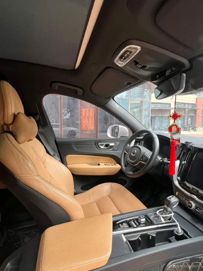 2019 Jeep Wrangler 2.0T 266HP L4 8AT,autocango,china used car exporter,china ev exporter,chinese used car exporter,chinese used ev exporter