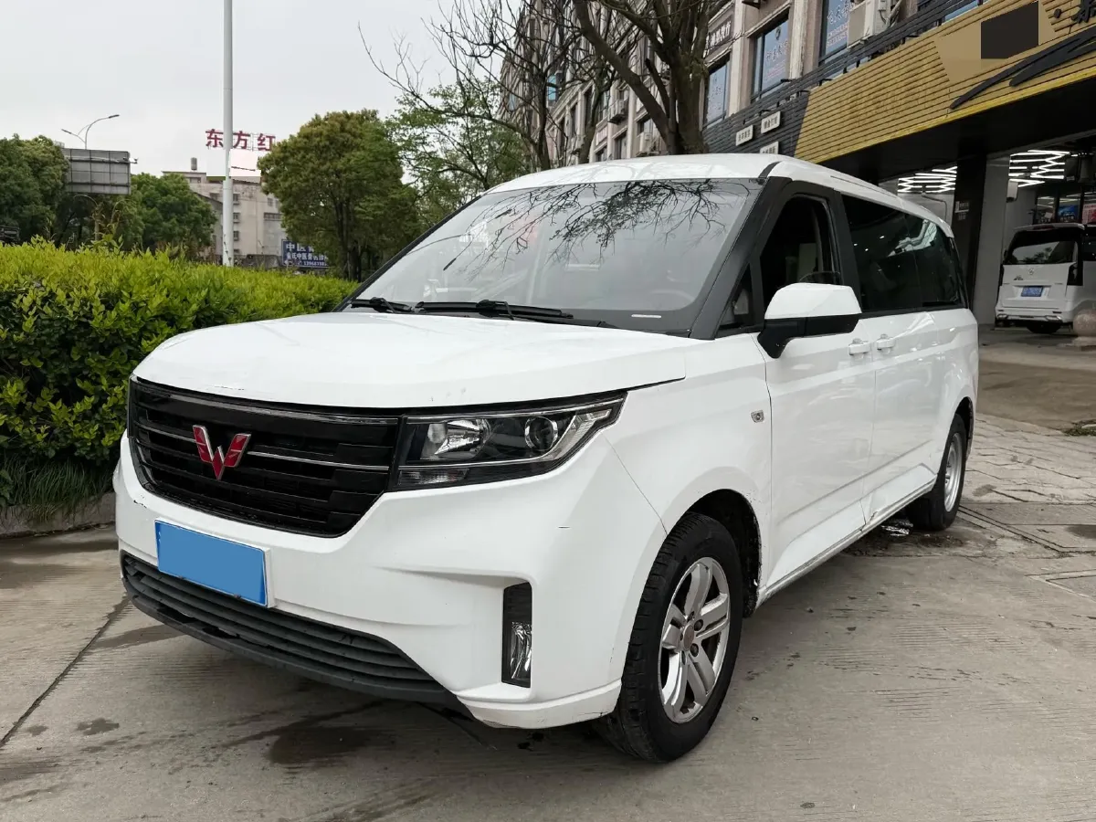 2021 WuLing ZhengChen 1.5T 147HP L4 6MT,autocango,china used car exporter,china ev exporter,chinese used car exporter,chinese used ev exporter