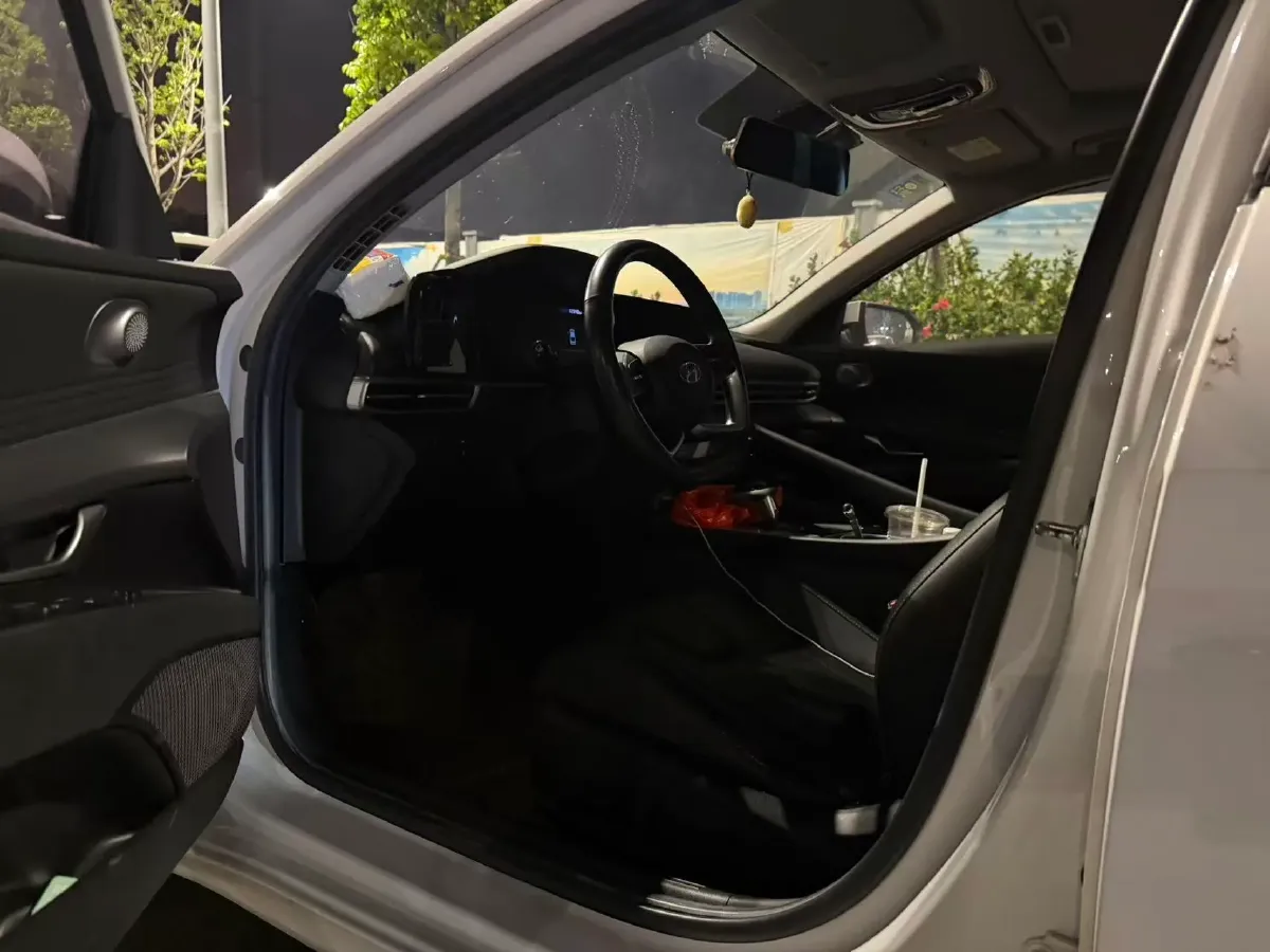 2021 Hyundai Elantra 1.5L 115HP L4 CVT,autocango,china used car exporter,china ev exporter,chinese used car exporter,chinese used ev exporter