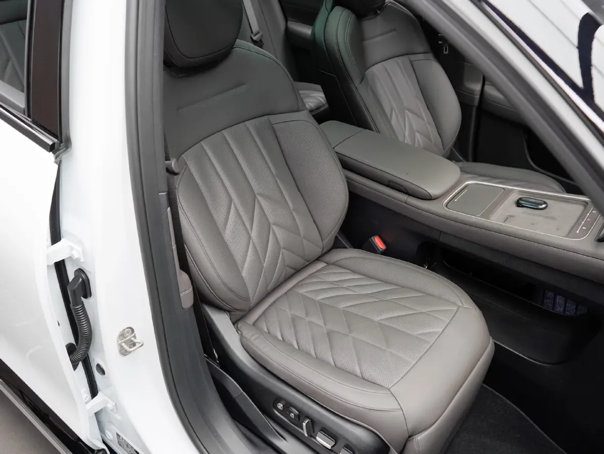 2025 NIO ES6 BEV,autocango,china used car exporter,china ev exporter,chinese used car exporter,chinese used ev exporter