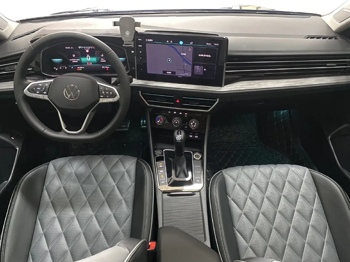 2023 Volkswagen Sagitar 1.5T 160HP L4 7DCT,autocango,china used car exporter,china ev exporter,chinese used car exporter,chinese used ev exporter