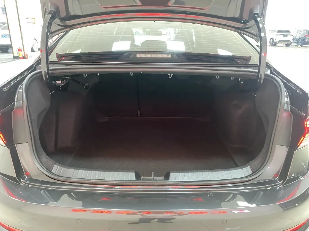 2023 Volkswagen Sagitar 1.5T 160HP L4 7DCT,autocango,china used car exporter,china ev exporter,chinese used car exporter,chinese used ev exporter