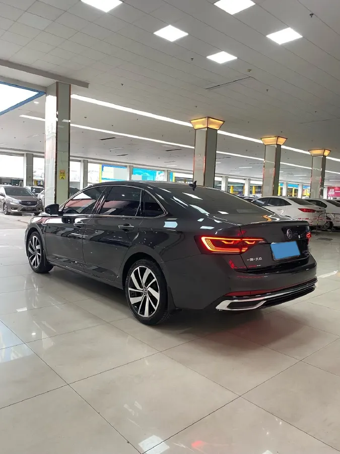 2023 Volkswagen Sagitar 1.5T 160HP L4 7DCT,autocango,china used car exporter,china ev exporter,chinese used car exporter,chinese used ev exporter