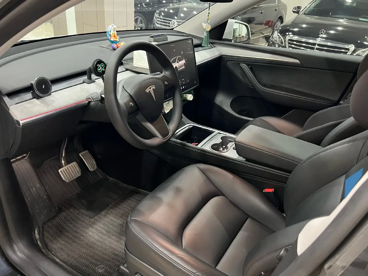 2024 Tesla Model Y BEV 78.4KWH,autocango,china used car exporter,china ev exporter,chinese used car exporter,chinese used ev exporter