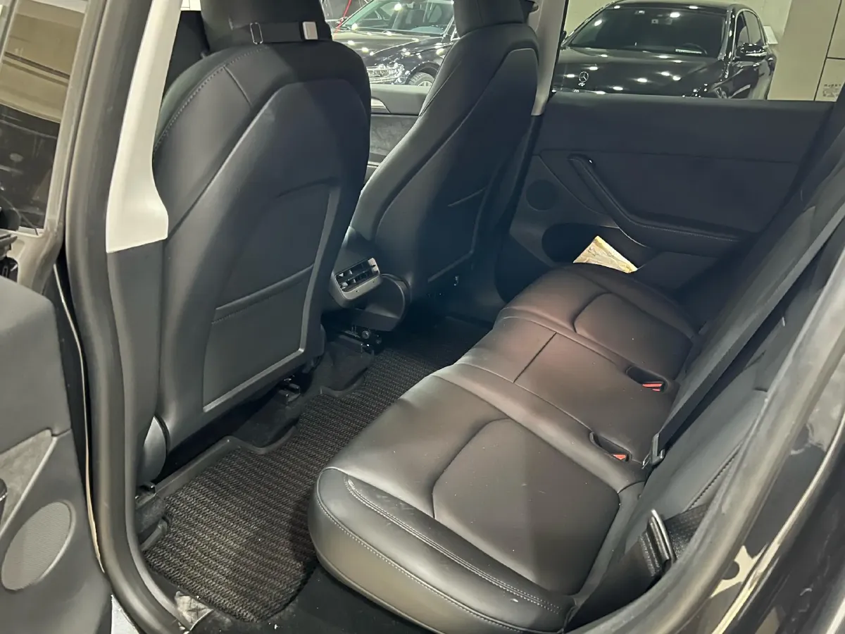 2024 Tesla Model Y BEV 78.4KWH,autocango,china used car exporter,china ev exporter,chinese used car exporter,chinese used ev exporter