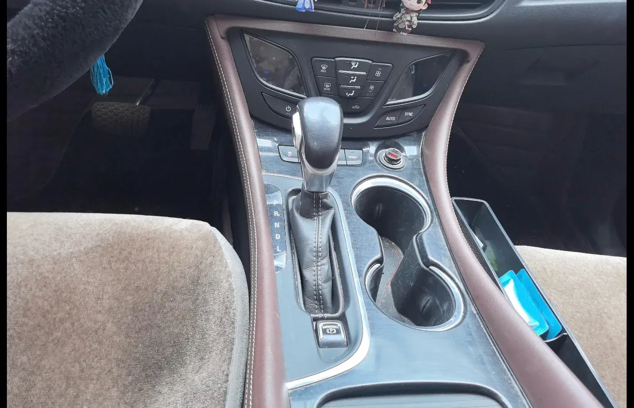 2020 Buick EnvisionPlus 2.0T 260HP L4 9AT,autocango,china used car exporter,china ev exporter,chinese used car exporter,chinese used ev exporter