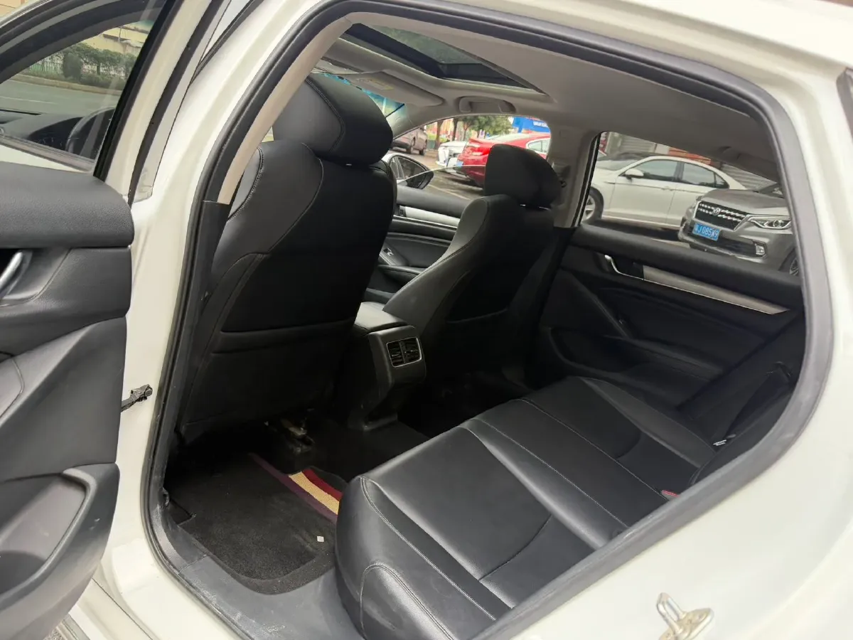 2018 Honda Accord 1.5T 194HP L4 CVT,autocango,china used car exporter,china ev exporter,chinese used car exporter,chinese used ev exporter