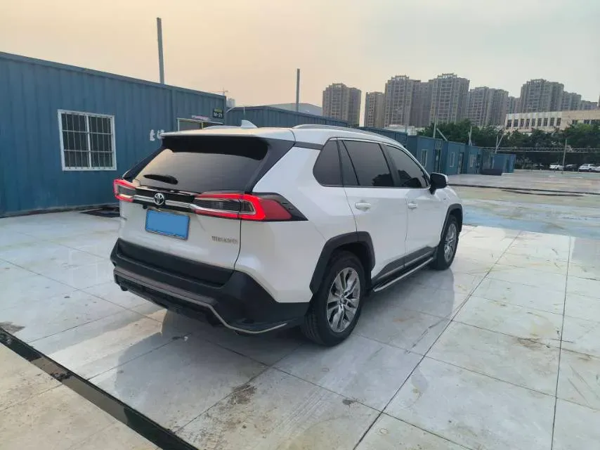 2020 Toyota Wildlander 2.0L 171HP L4 CVT,autocango,china used car exporter,china ev exporter,chinese used car exporter,chinese used ev exporter