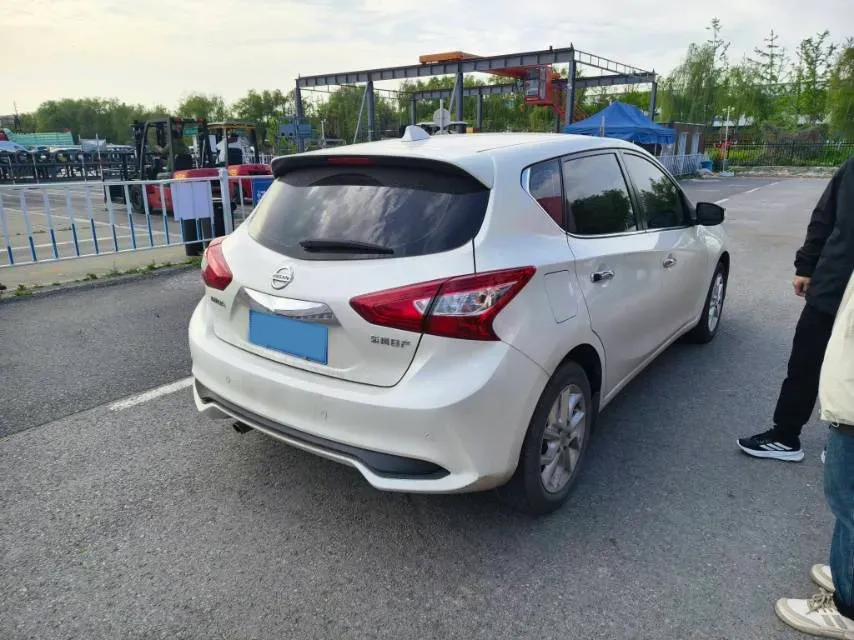 2021 Nissan Tiida 1.6L 122HP L4 CVT,autocango,china used car exporter,china ev exporter,chinese used car exporter,chinese used ev exporter