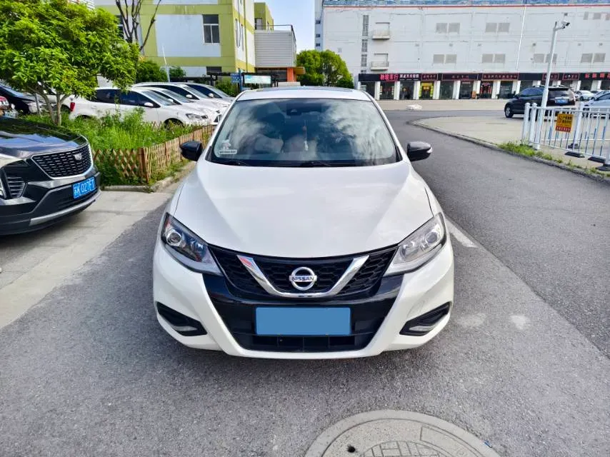2021 Nissan Tiida 1.6L 122HP L4 CVT,autocango,china used car exporter,china ev exporter,chinese used car exporter,chinese used ev exporter