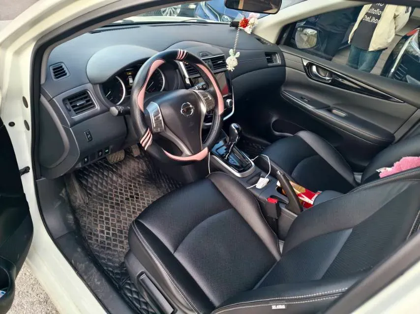 2021 Nissan Tiida 1.6L 122HP L4 CVT,autocango,china used car exporter,china ev exporter,chinese used car exporter,chinese used ev exporter