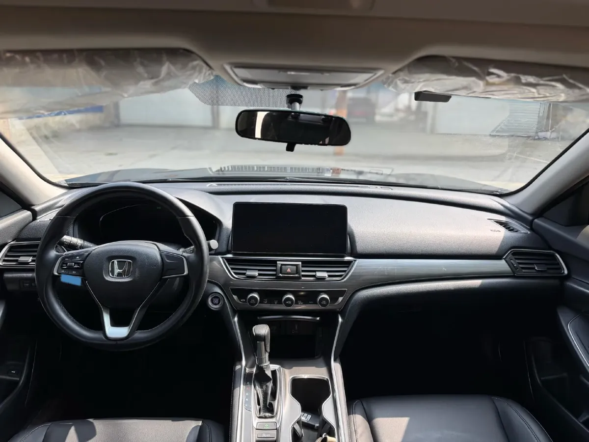 2022 Honda Accord 1.5T 194HP L4 CVT,autocango,china used car exporter,china ev exporter,chinese used car exporter,chinese used ev exporter