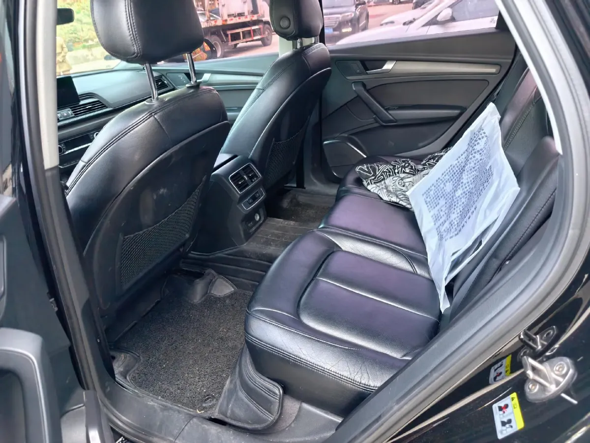 2018 Volkswagen Alltrack 2.0T 220HP L4 7DCT,autocango,china used car exporter,china ev exporter,chinese used car exporter,chinese used ev exporter