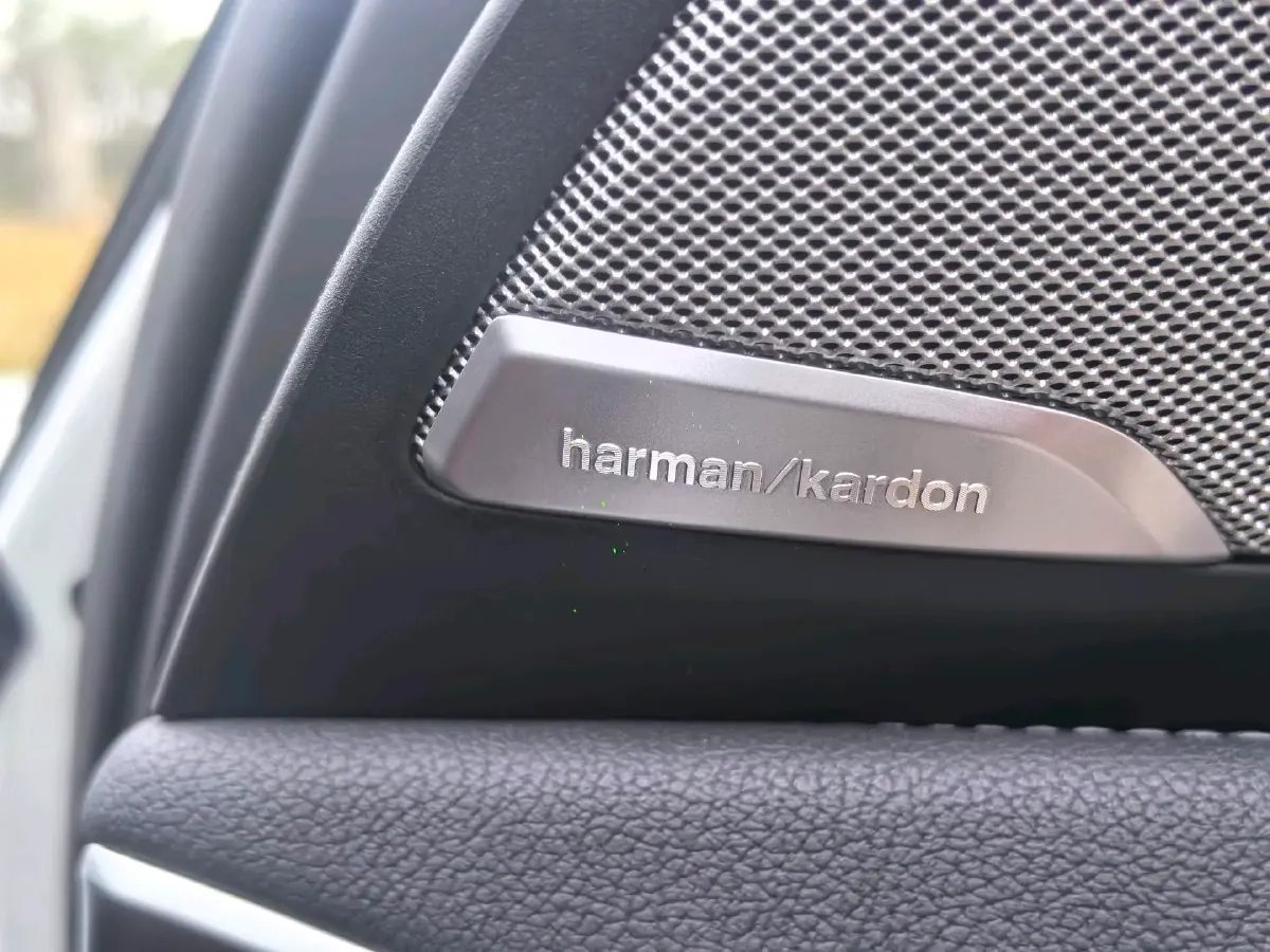 2022 BMW X3 2.0T 252HP L4 8AT,autocango,china used car exporter,china ev exporter,chinese used car exporter,chinese used ev exporter