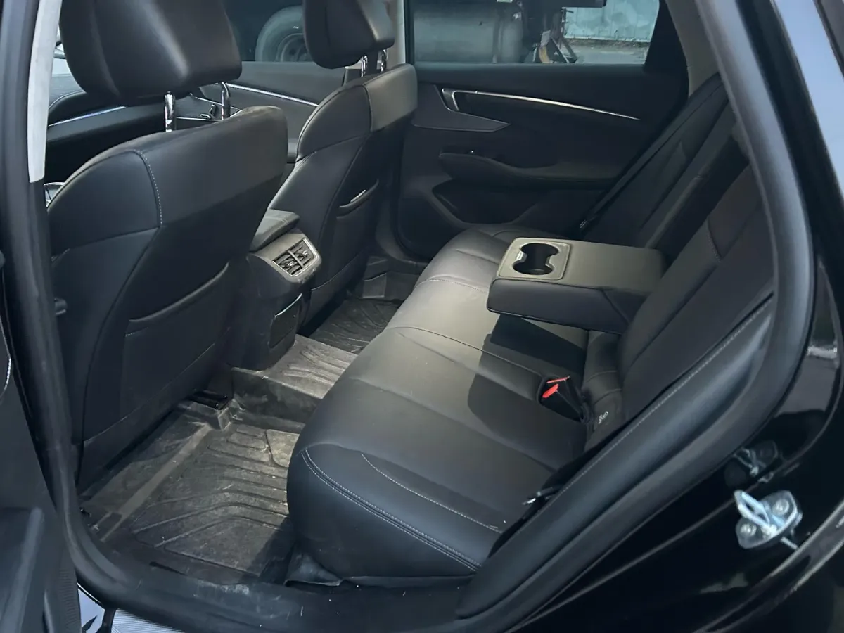 2025 Buick Larcosse 2.0T 237HP L4 9AT,autocango,china used car exporter,china ev exporter,chinese used car exporter,chinese used ev exporter