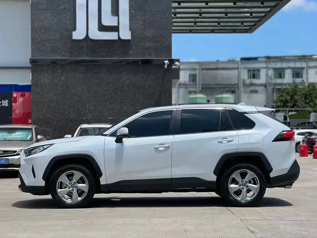 2022 Toyota RAV4 2.5L 178HP L4 E-CVT Hybrid,autocango,china used car exporter,china ev exporter,chinese used car exporter,chinese used ev exporter