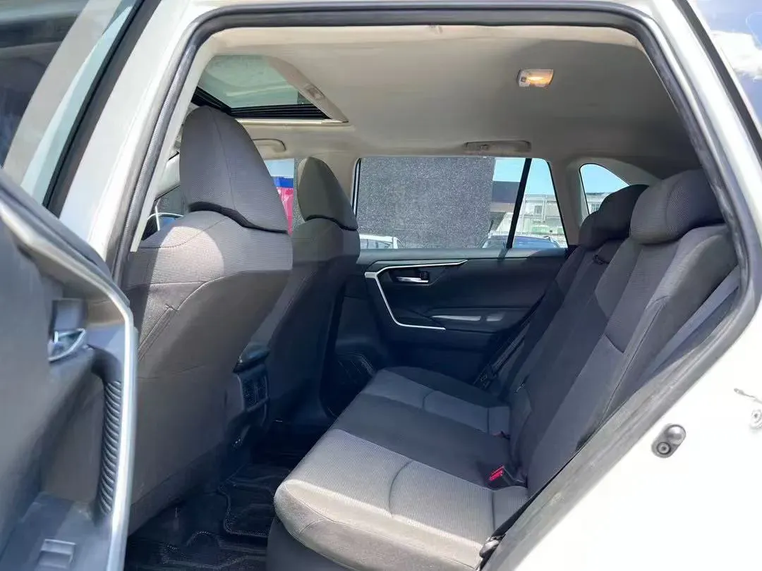 2022 Toyota RAV4 2.5L 178HP L4 E-CVT Hybrid,autocango,china used car exporter,china ev exporter,chinese used car exporter,chinese used ev exporter