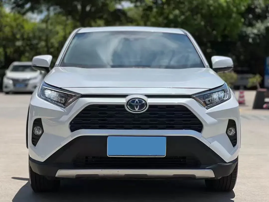 2022 Toyota RAV4 2.5L 178HP L4 E-CVT Hybrid,autocango,china used car exporter,china ev exporter,chinese used car exporter,chinese used ev exporter