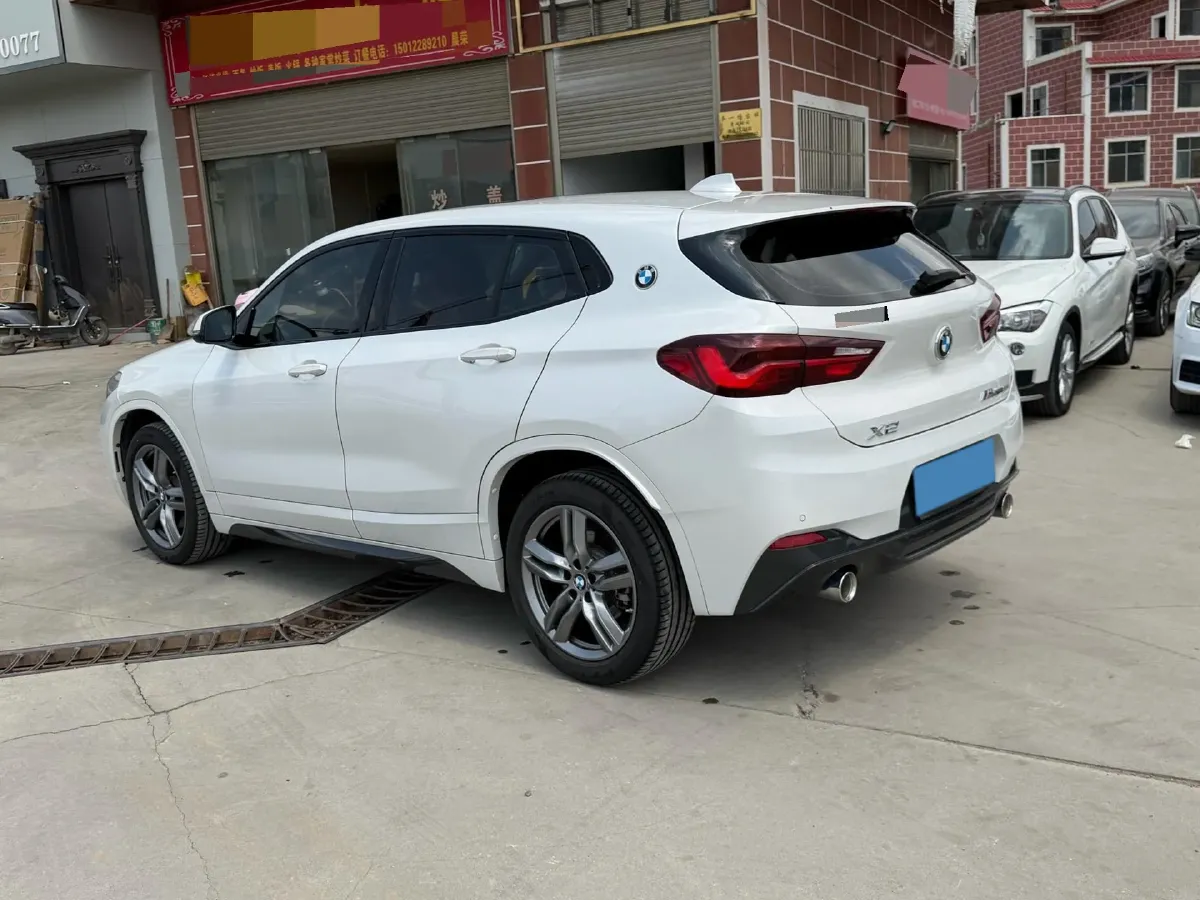 2022 BMW X2 2.0T 192HP L4 7DCT,autocango,china used car exporter,china ev exporter,chinese used car exporter,chinese used ev exporter