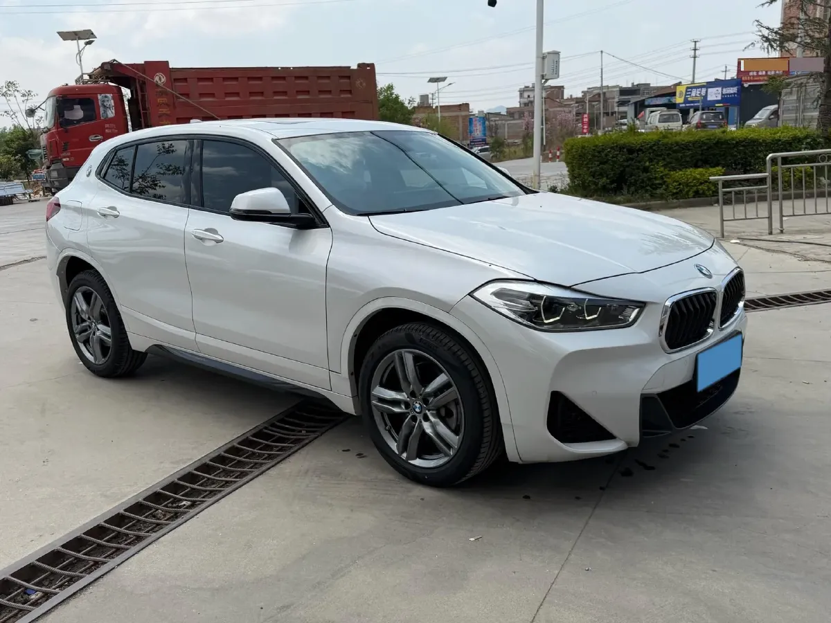 2022 BMW X2 2.0T 192HP L4 7DCT,autocango,china used car exporter,china ev exporter,chinese used car exporter,chinese used ev exporter