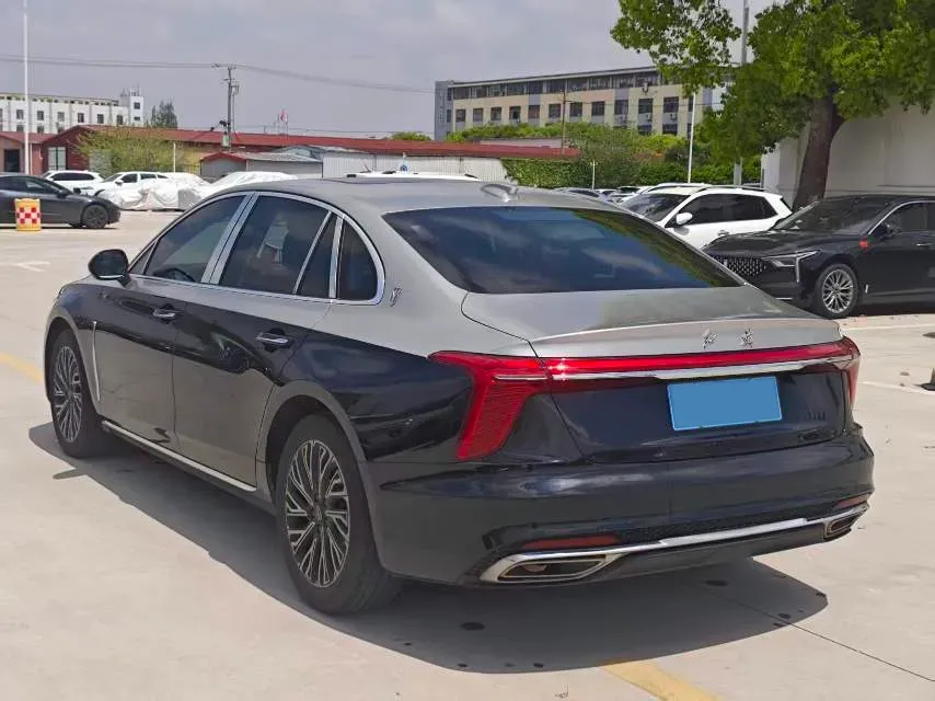 2025 HongQi H5 1.5T 169HP L4 1DHT Hybrid,autocango,china used car exporter,china ev exporter,chinese used car exporter,chinese used ev exporter