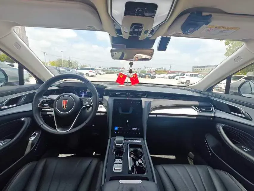 2025 HongQi H5 1.5T 169HP L4 1DHT Hybrid,autocango,china used car exporter,china ev exporter,chinese used car exporter,chinese used ev exporter