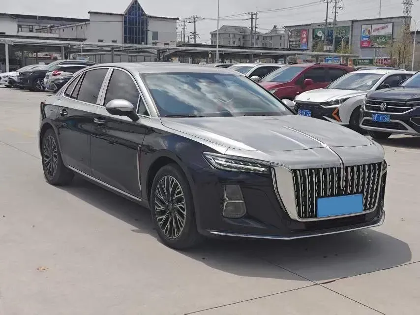 2025 HongQi H5 1.5T 169HP L4 1DHT Hybrid,autocango,china used car exporter,china ev exporter,chinese used car exporter,chinese used ev exporter