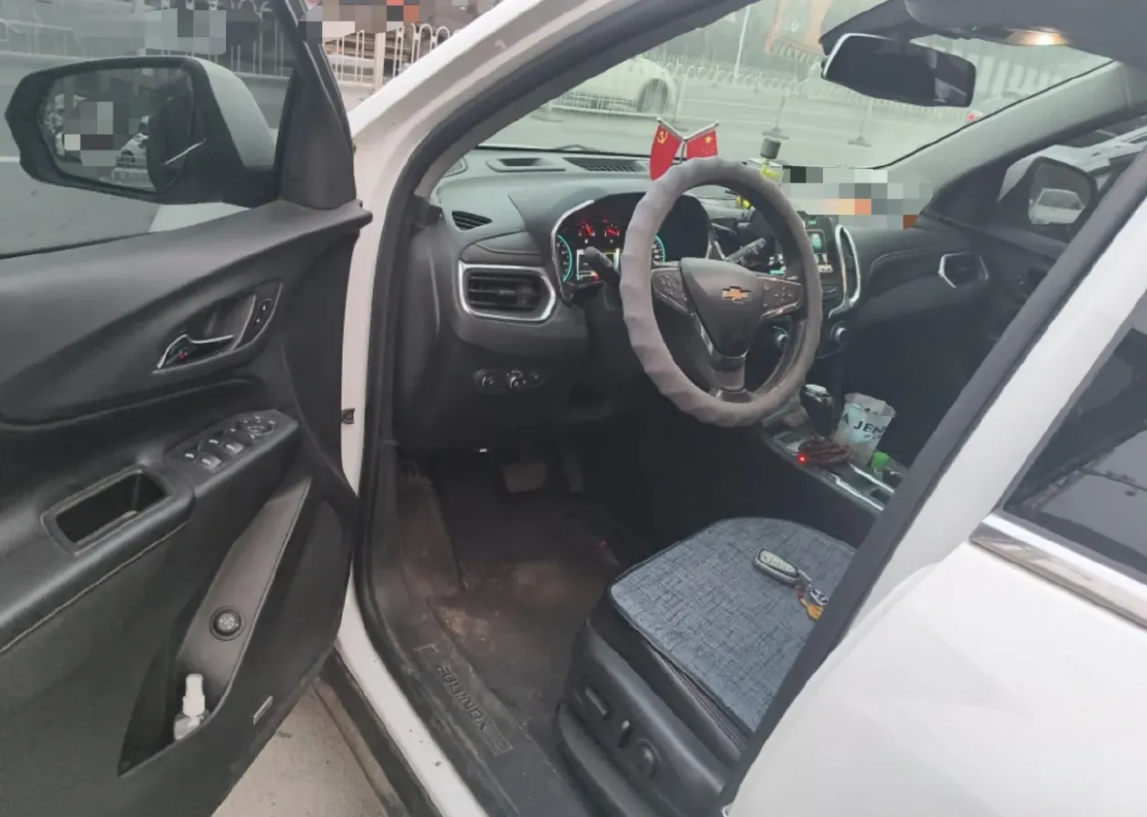 2018 Chevrolet Equinox 2.0T 260HP L4 9AT,autocango,china used car exporter,china ev exporter,chinese used car exporter,chinese used ev exporter